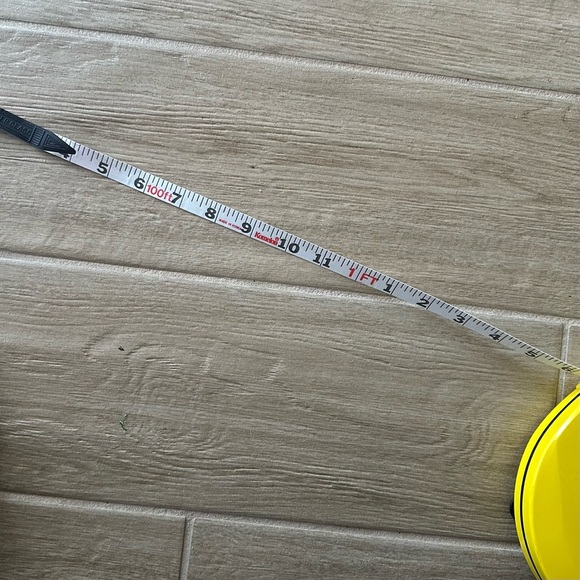 Empire 6100 Fiberglass Measuring Tape – 100 ft Heavy Duty Construction Tool - Picture 4 of 7